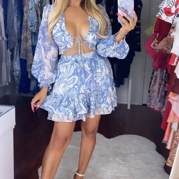 Blue Paisley Crop top and  Mini Skirt Set - Picture 3 of 3